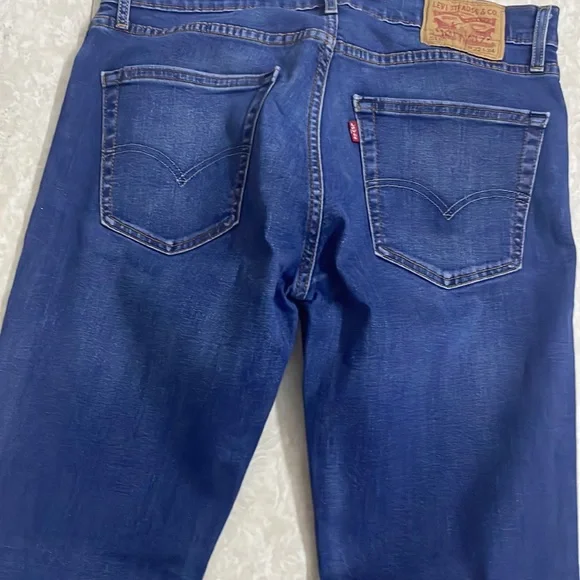 Levi’s jeans 👖 - Picture 5 of 7